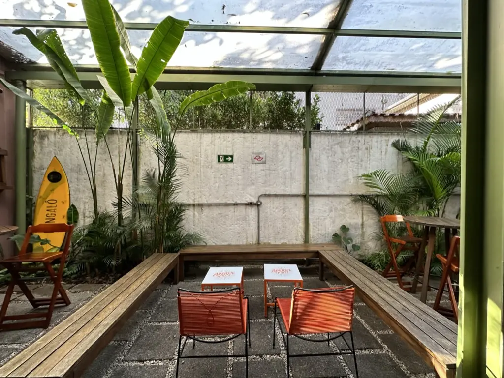 Lounge Banda