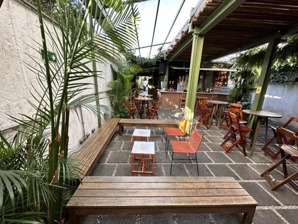 Lounge Banda