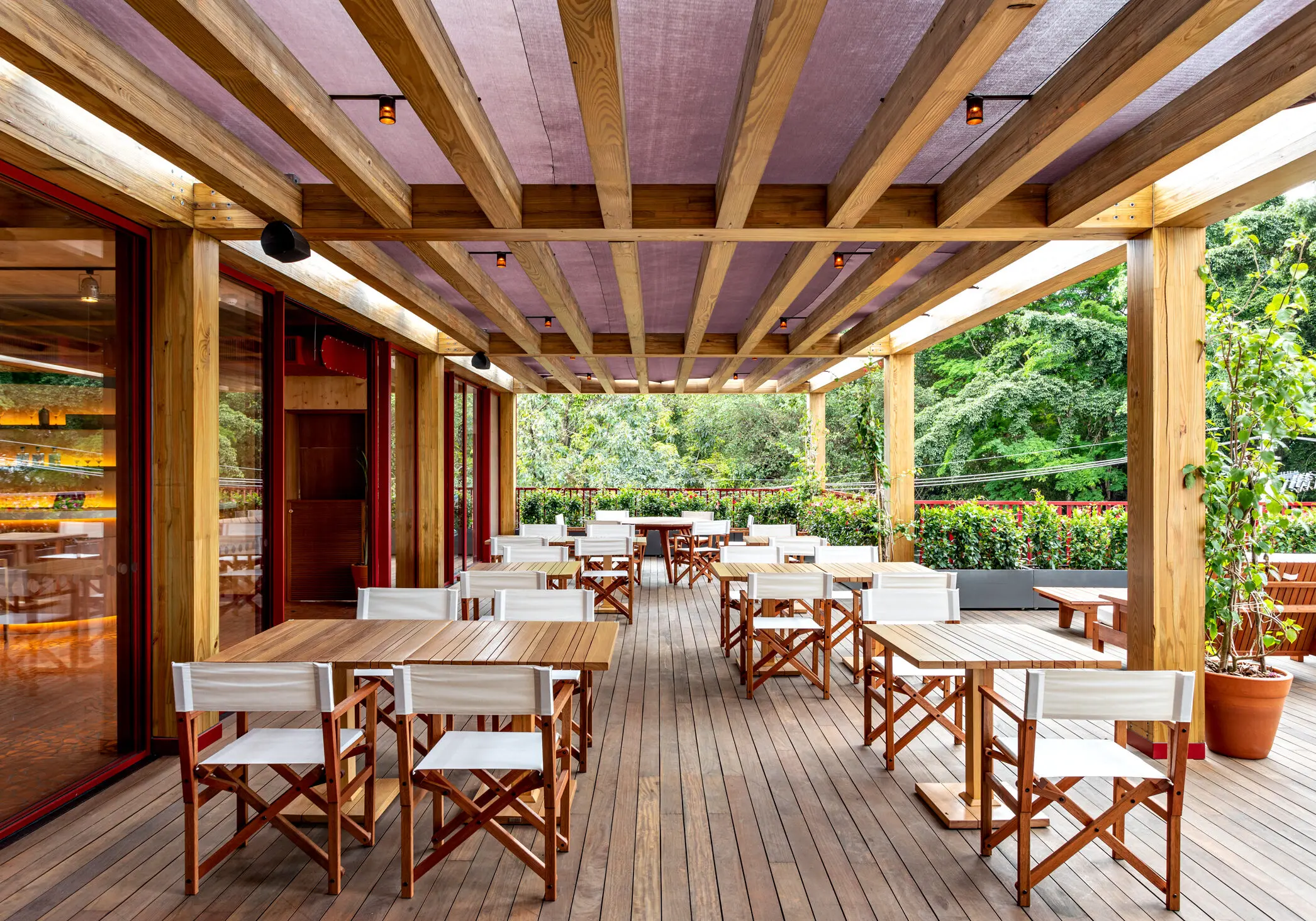 Restaurante Sofisticado Dentro de uma Fábrica de Chocolates em Pinheiros