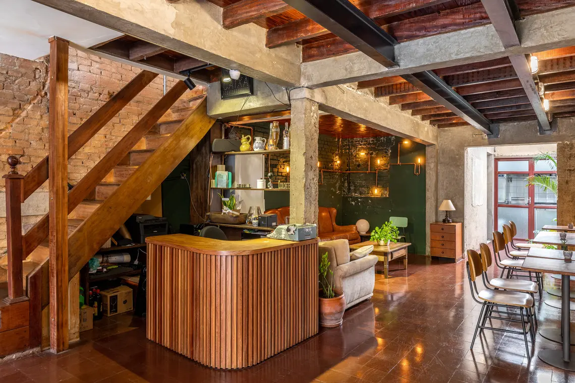 Restaurante Descolado com Terraço em Pinheiros