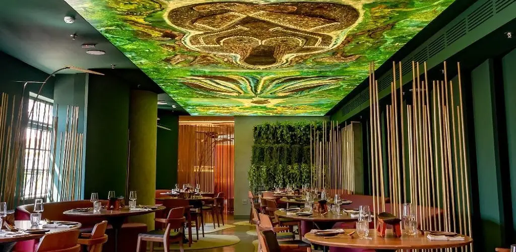 Restaurantes Modernos e Sofisticados com Vista Para o Centro Histórico