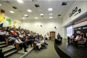 Palestra no auditório do cubo itaú são paulo